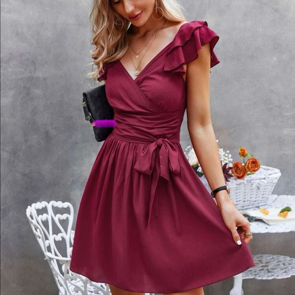 Burgundy dress Small